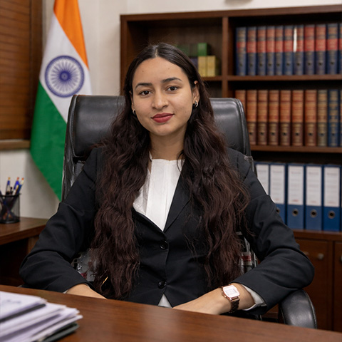 Mamta Bhandari - Associate